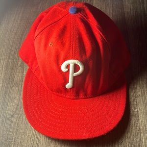 MLB New Era Men’s Phillies Fitted 59Fifty 6Panel Hat Color Red Size 6 7/8